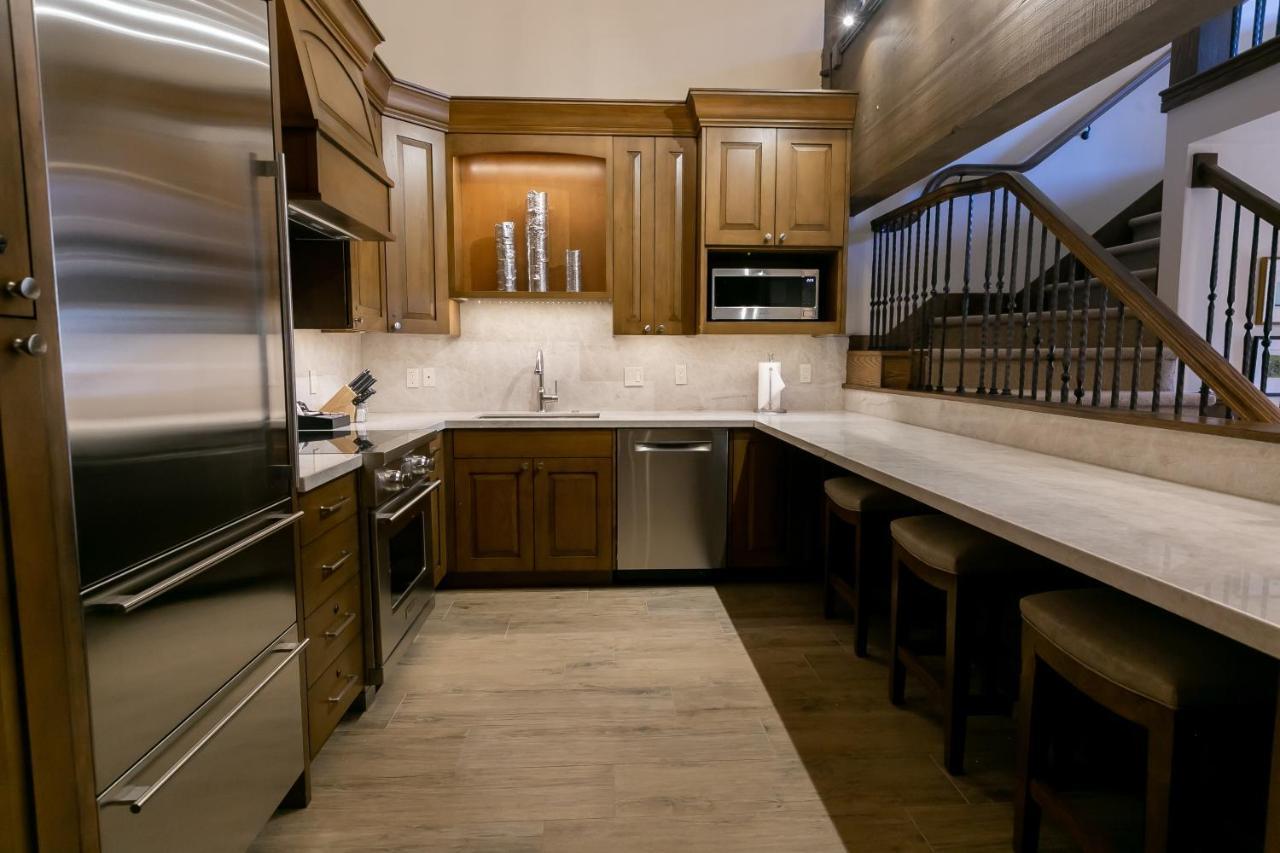 Sultan Two Bedroom Loft Suite With Majestic Mountain Views Condo Park City Eksteriør bilde
